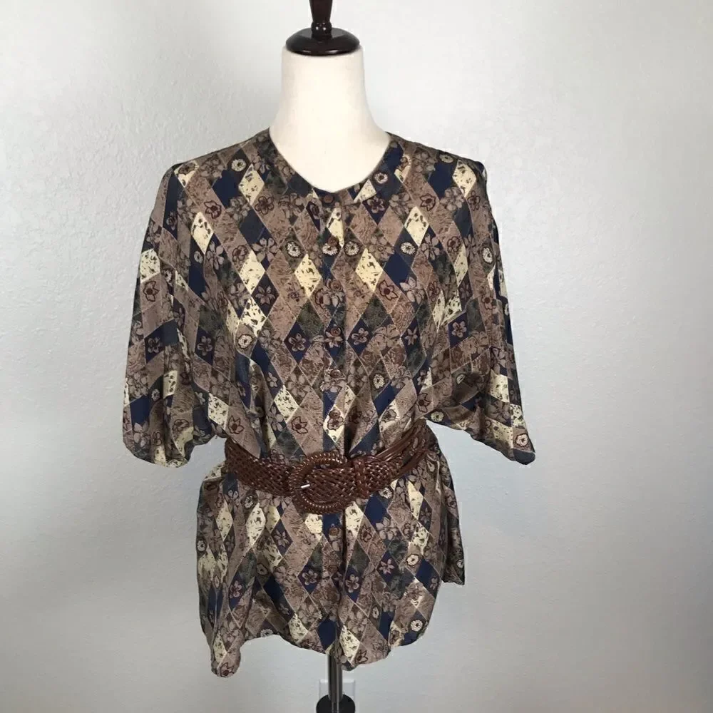 Vintage Y2K 100% silk button up blouse 22‎